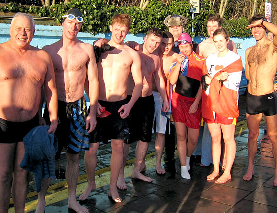 Tooting Bec Lido Lifeguards Race: 2 January 2012 
