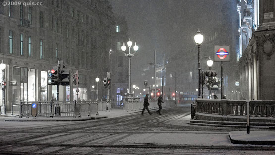 Midnight at Oxford Circus by Chris Hill-Scott 2/2/2009